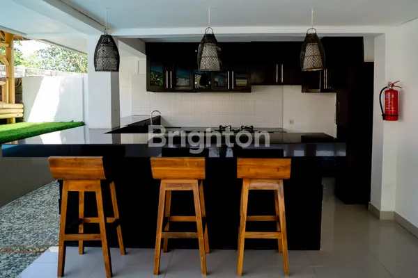 image BEAUTIFUL 3BR/3BTH NEXT TO THE BEACH IN KUSAMBA (4)