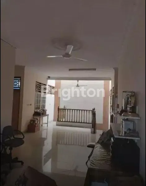 image RUMAH DI LOKASI STRATEGIS DEKAT TOL, MALL, PASAR, BUSWAY, STASIUN. (7)
