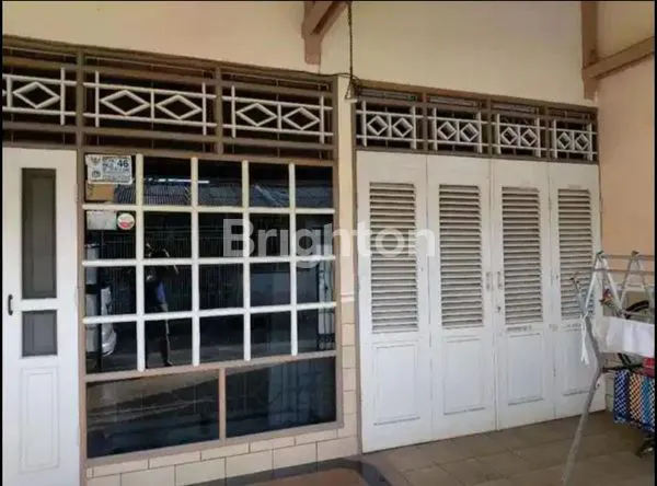 image RUMAH DI LOKASI STRATEGIS DEKAT TOL, MALL, PASAR, BUSWAY, STASIUN. (3)