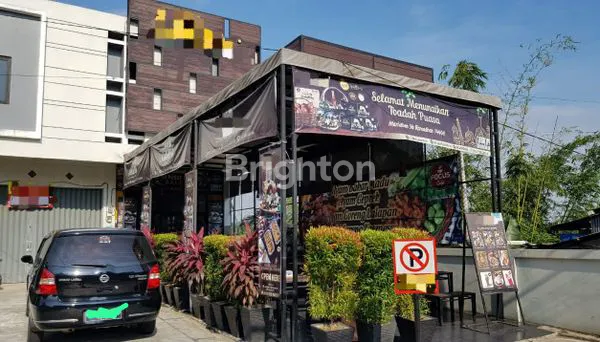 Gambar Property RUKO CANTIK DI PINGGIR JALAN DAN DEKAT PASAR TRADISIONAL