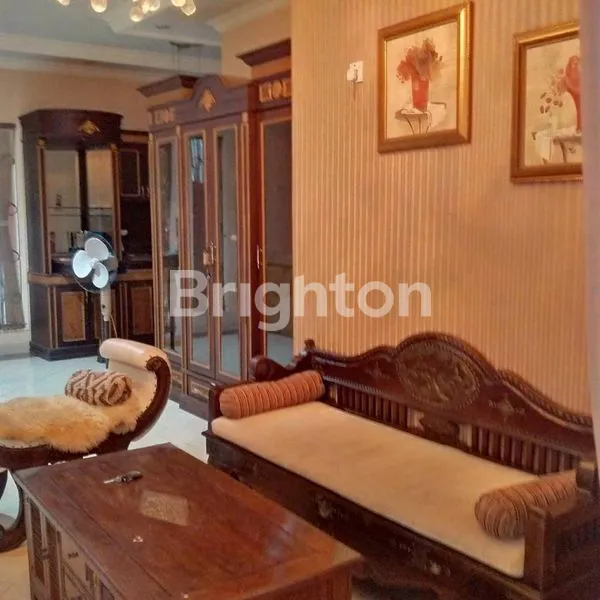 image RUMAH BESAR DAN CANTIK DI BALIKPAPAN BARU (2)