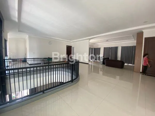 image RUMAH DHARMAHUSADA UTARA (2)