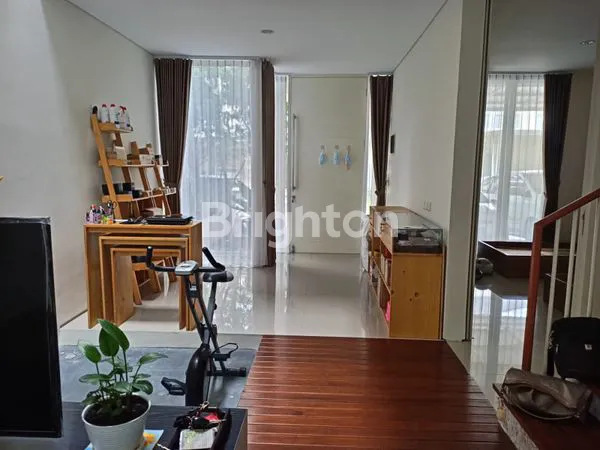 image JUAL RUMAH FULL FURNISH GREENHILL CIPUTRA  (2)