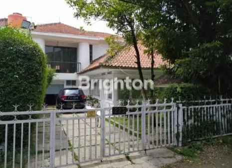 image DIJUAL RUMAH CANTIK ASRI LOKASI DJUANDA DAGO BANDUNG (1)