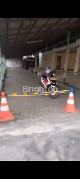 image TANAH DAN BANGUNAN  DI JALAN UTAMA AKSES KENDARAAN BESAR, COCOK UNTUK PABRIK, KANTOR, GUDANG, SEKOLAH, PERUMAHAN, DLL DI KRAMAT JATI JAKARTA TIMUR (2)