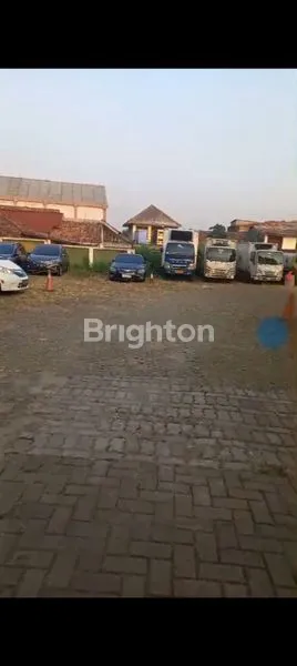 image TANAH DAN BANGUNAN  DI JALAN UTAMA AKSES KENDARAAN BESAR, COCOK UNTUK PABRIK, KANTOR, GUDANG, SEKOLAH, PERUMAHAN, DLL DI KRAMAT JATI JAKARTA TIMUR (4)