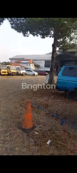 image TANAH DAN BANGUNAN  DI JALAN UTAMA AKSES KENDARAAN BESAR, COCOK UNTUK PABRIK, KANTOR, GUDANG, SEKOLAH, PERUMAHAN, DLL DI KRAMAT JATI JAKARTA TIMUR (5)