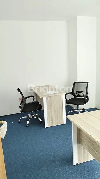 image RUANGAN KANTOR READY 11 UNIT TENGAH KOTA GUBENG SURABAYA (5)