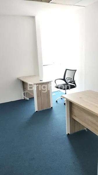image RUANGAN KANTOR READY 11 UNIT TENGAH KOTA GUBENG SURABAYA (7)