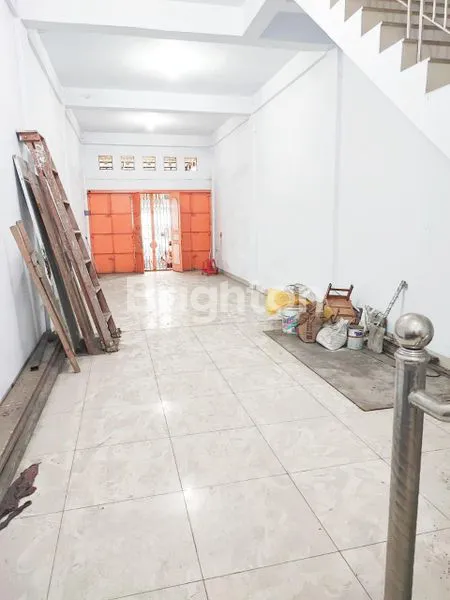 image RUKO MMTC PANCING, SIAP HUNI. FASILITAS. PINTU BESI DOUBLE, CANOPY, JERJAK JENDELA (3)