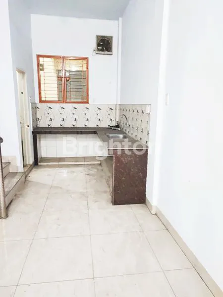 image RUKO MMTC PANCING, SIAP HUNI. FASILITAS. PINTU BESI DOUBLE, CANOPY, JERJAK JENDELA (8)