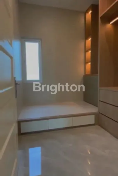 image KOMPLEK KENSINGTON RINGROAD (3)