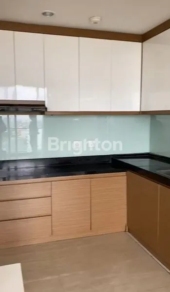 image APARTEMEN LANDMARK RESIDENCE 3 BR (5)