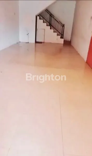 image RUKO 3 LANTAI PINGGIR JALAN (4)