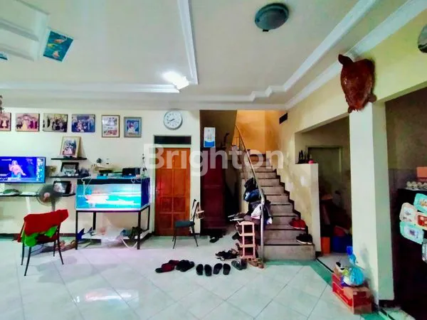 image RUMAH SIAP HUNI DI DARMO PERMAI SELATAN (6)