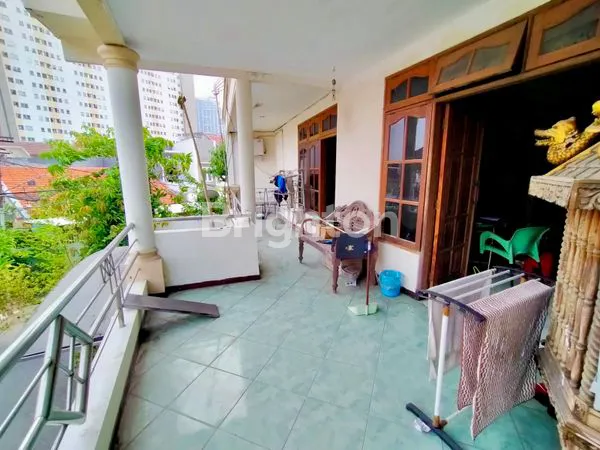 image RUMAH SIAP HUNI DI DARMO PERMAI SELATAN (8)