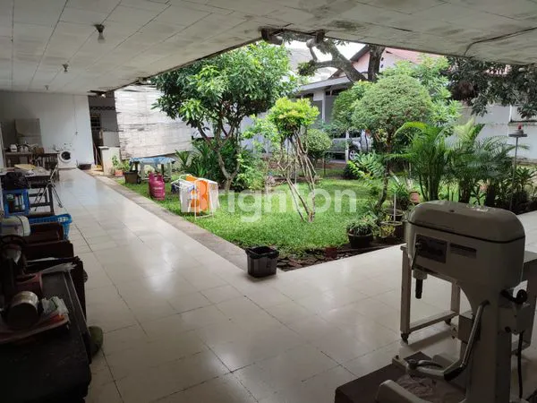 image BANGUNAN LUAS DEKAT LIPPO (3)