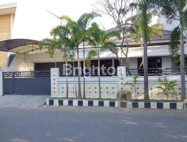 image RUMAH 1LANTAI SIAP HUNI TERAWAT SKALI DHARMAHUSADA INDAH BEBAS BANJIR DEKAT GALAXY MALL KERTAJAYA INDAH (1)