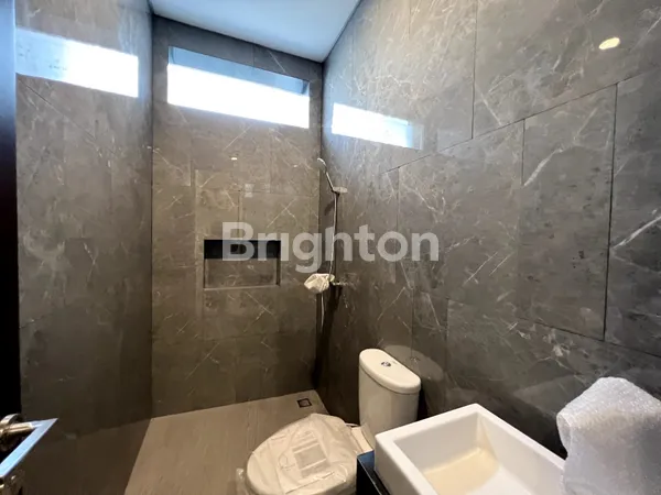 image NEW MODERN SOHO 3 LANTAI – SHM, KOMERSIAL, DUKUH KUPANG TIMUR (DEKAT CIPUTRA WORLD) (5)