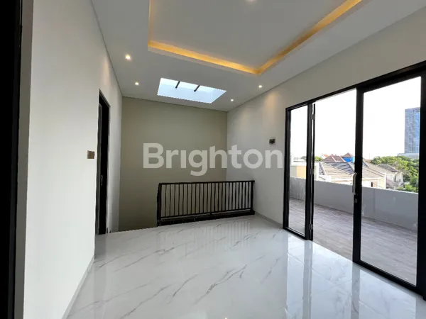 image NEW MODERN SOHO 3 LANTAI – SHM, KOMERSIAL, DUKUH KUPANG TIMUR (DEKAT CIPUTRA WORLD) (5)