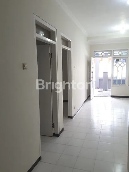 image RUMAH 1.5LT SIAP HUNI BABATAN PRATAMA WIYUNG SURABAYA BARAT (5)