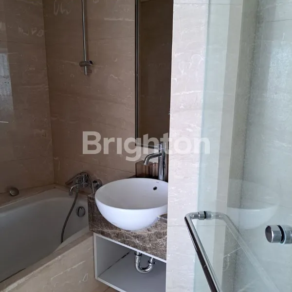 image APARTEMEN ONE ICON 3BR FULLY FURNISHED CONNECT TUNJUNGAN PLAZA, TENGAH KOTA SURABAYA (8)