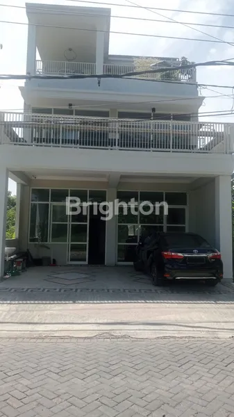 image RUKO 3 LANTAI SIAP PAKAI DRIYOREJO GRESIK DEKAT TOL CBD DRIYOREJO (1)