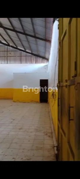 image RUMAH DAN GUDANG DI JALAN PROVINSI KUNINGAN JAWA BARAT (3)