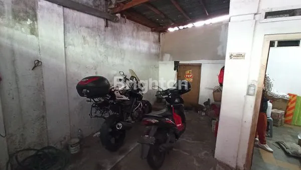 image RUMAH DI PASAR KEMBANG SURABAYA DEKAT PANDEGILING, KEDUNG DORO, ARJUNO, TUNJUNGAN (2)