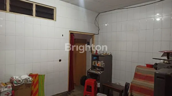image RUMAH DI PASAR KEMBANG SURABAYA DEKAT PANDEGILING, KEDUNG DORO, ARJUNO, TUNJUNGAN (3)