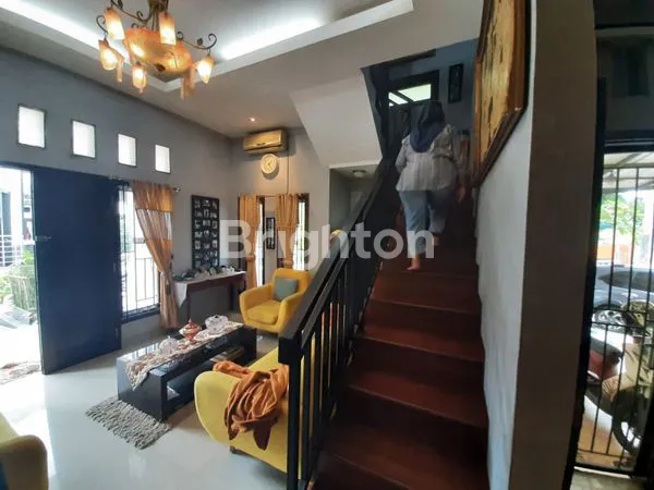 image RUMAH CANTIK DUA LANTAI DI GDC SIAP HUNI (8)