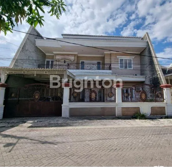 image RUMAH 2 LANTAI SIAP HUNI SUTOREJO TENGAH (1)