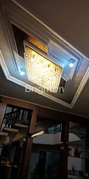 image RUMAH MEWAH DHARMAHUSADA INDAH TIMUR FULL FURNISH (5)