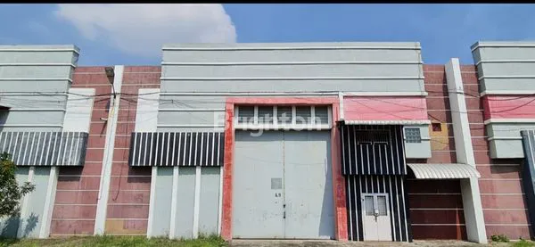 GUDANG LUAS 864M2 SIAP PAKAI