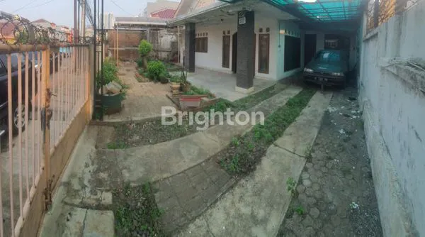 image DIJUAL RUMAH LUAS DI CAWANG BARU  (2)