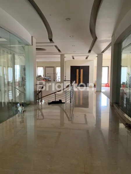 image RUMAH LUX DI CIBUBUR JAKARTA TIMUR  (1)