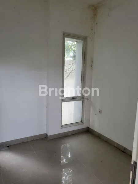 image RUMAH HOOK DI CLUSTER EDISON GADING SERPONG (4)
