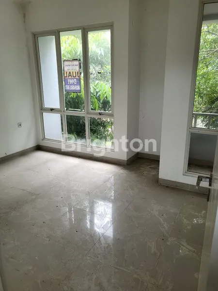 image RUMAH HOOK DI CLUSTER EDISON GADING SERPONG (5)