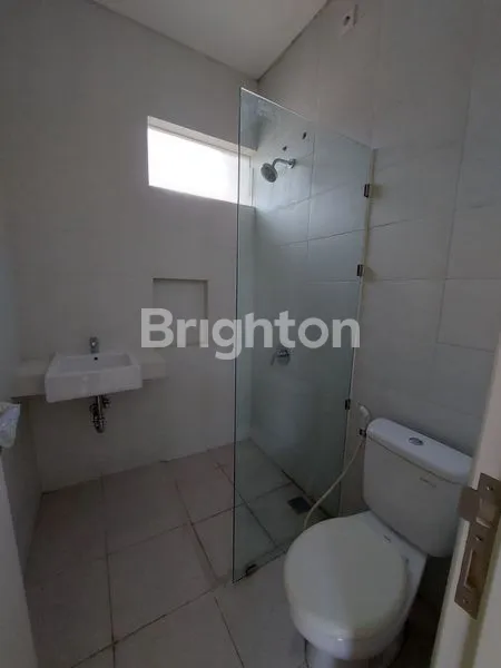 image RUMAH NORTH WEST LAKE CITRALAND (5)