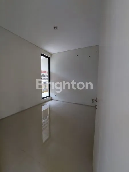 image RUMAH NORTH WEST LAKE CITRALAND (8)