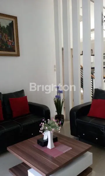 image PESONA RUMAH TAMPAK BARU DAN FULL FURNISH (2)