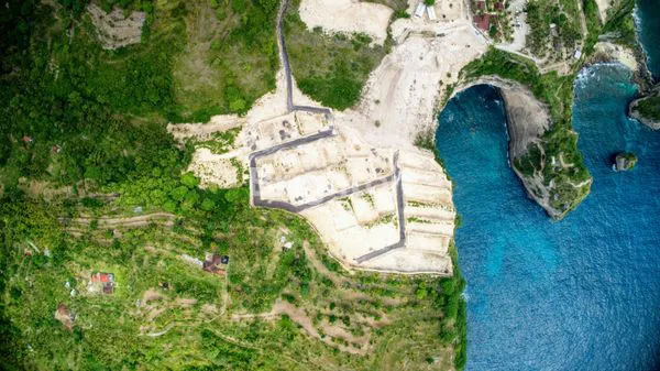 image TANAH NUSA PENIDA BALI VIEW LAUT DARI ATAS TEBING (3)