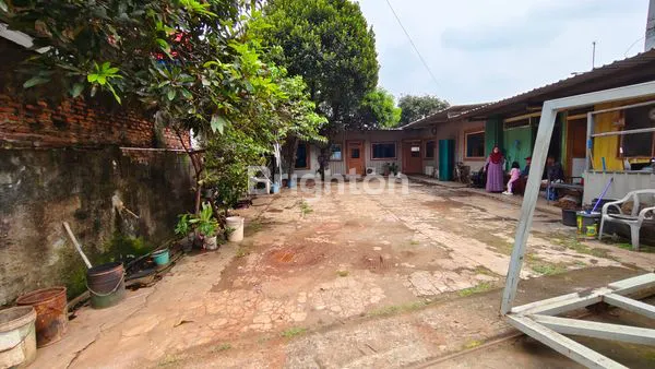 image RUMAH KANTOR LOKASI SANGAT STRATEGIS JALUR UTAMA BY PASS (1)