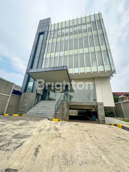 image FOR SALE! GEDUNG COCOK UNTUK KANTOR KAWASAN STRATEGIS DAERAH PRAMUKA, JAKARTA TIMUR (1)