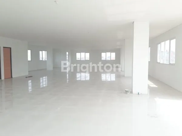 image FOR SALE! GEDUNG COCOK UNTUK KANTOR KAWASAN STRATEGIS DAERAH PRAMUKA, JAKARTA TIMUR (4)
