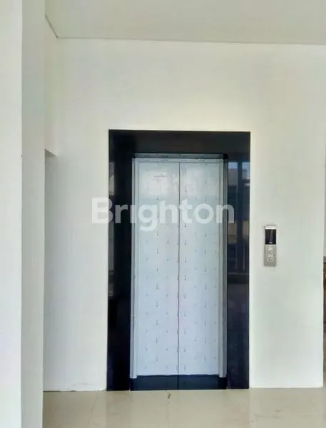 image FOR SALE! GEDUNG COCOK UNTUK KANTOR KAWASAN STRATEGIS DAERAH PRAMUKA, JAKARTA TIMUR (6)