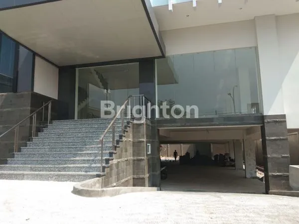 image FOR SALE! GEDUNG COCOK UNTUK KANTOR KAWASAN STRATEGIS DAERAH PRAMUKA, JAKARTA TIMUR (8)