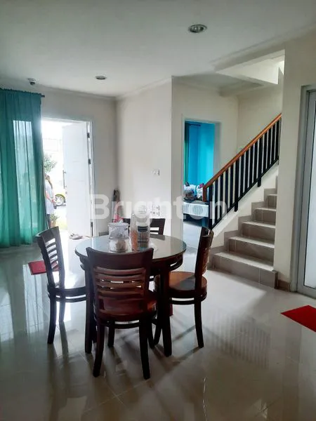 image RUMAH HOOK 2 LANTAI SIAP HUNI CLUSTER VERDI SYMPHONIA (2)