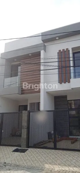 image RUMAH GRESS MINIMALIS LOKASI APIK DEKAT KE GALAXY MALL (1)