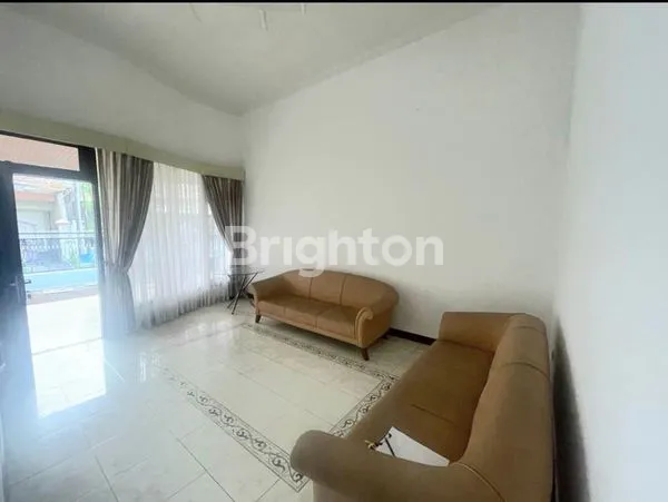 image RUMAH LUAS LOKASI IDJEN BAULEVARD MALANG (4)